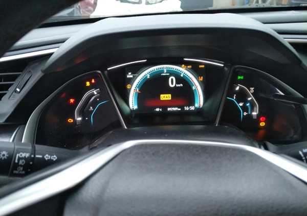 Honda Civic cena 37900 przebieg: 92900, rok produkcji 2019 z Człuchów małe 781